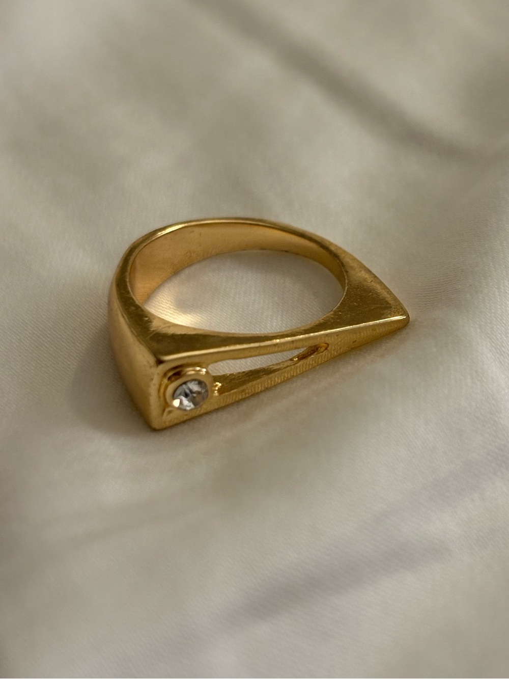 Vintage Gold Tone Ring with Clear Stone Accent